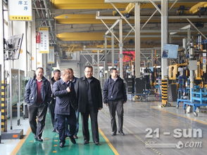 山东临工与鑫海科技举行产品交机暨战略合作签约仪式